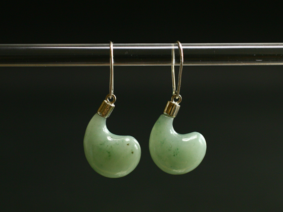 �Ђ��������s�A�X011