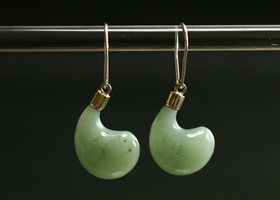 �Ђ��������s�A�X011