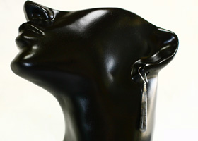 �Ђ��������s�A�X018