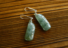 �Ђ��������s�A�X025