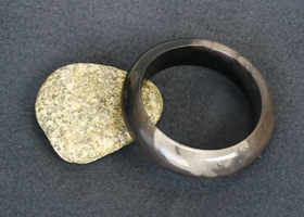 木化石（珪化木）バングル002_61mm