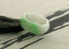 ����ʂ��Ő��V���v�������O651_15��
