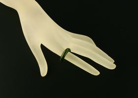 ����ʂ��Ő��V���v�������O741_15��