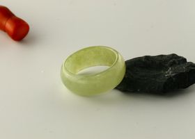 ����ʂ��Ő��V���v�������O751_18��