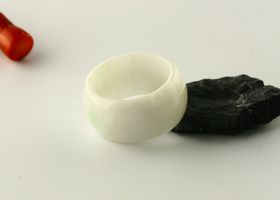 ����ʂ��Ő��V���v�������O757_22��